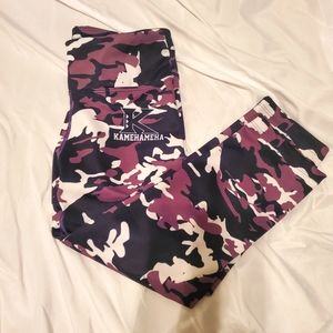 Camouflage capri yoga pants